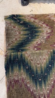 A large Italian woollen embroidered 'Bargello' or flame stitch wall hanging, 18th C. — foto 20