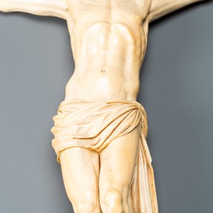 A large ivory Corpus Christi, probably France, 19th C. — 照片 14