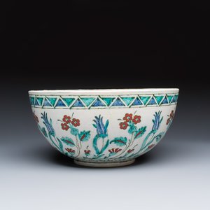 A large Iznik-style bowl, probably Samson — photo 4