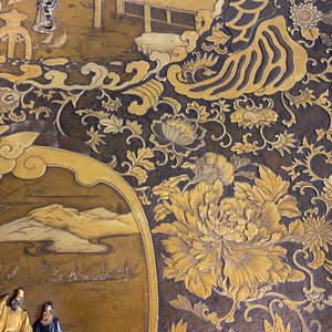 A large Japanese bronze dish, signed Miyao, Meiji, 19th C. — photo 7
