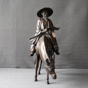 A large Japanese bronze group of a sage on horseback, Meiji, 19th C. — photo 9