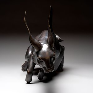 A large Japanese bronze sculpture of a sitting hare, 20th C. — 照片 8