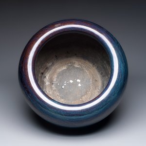 A large Japanese flambé-glazed globular jardinière, 19/20th C. — photo 5