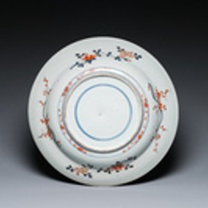 A large Japanese Imari dish, Edo, 18th C. — photo 2