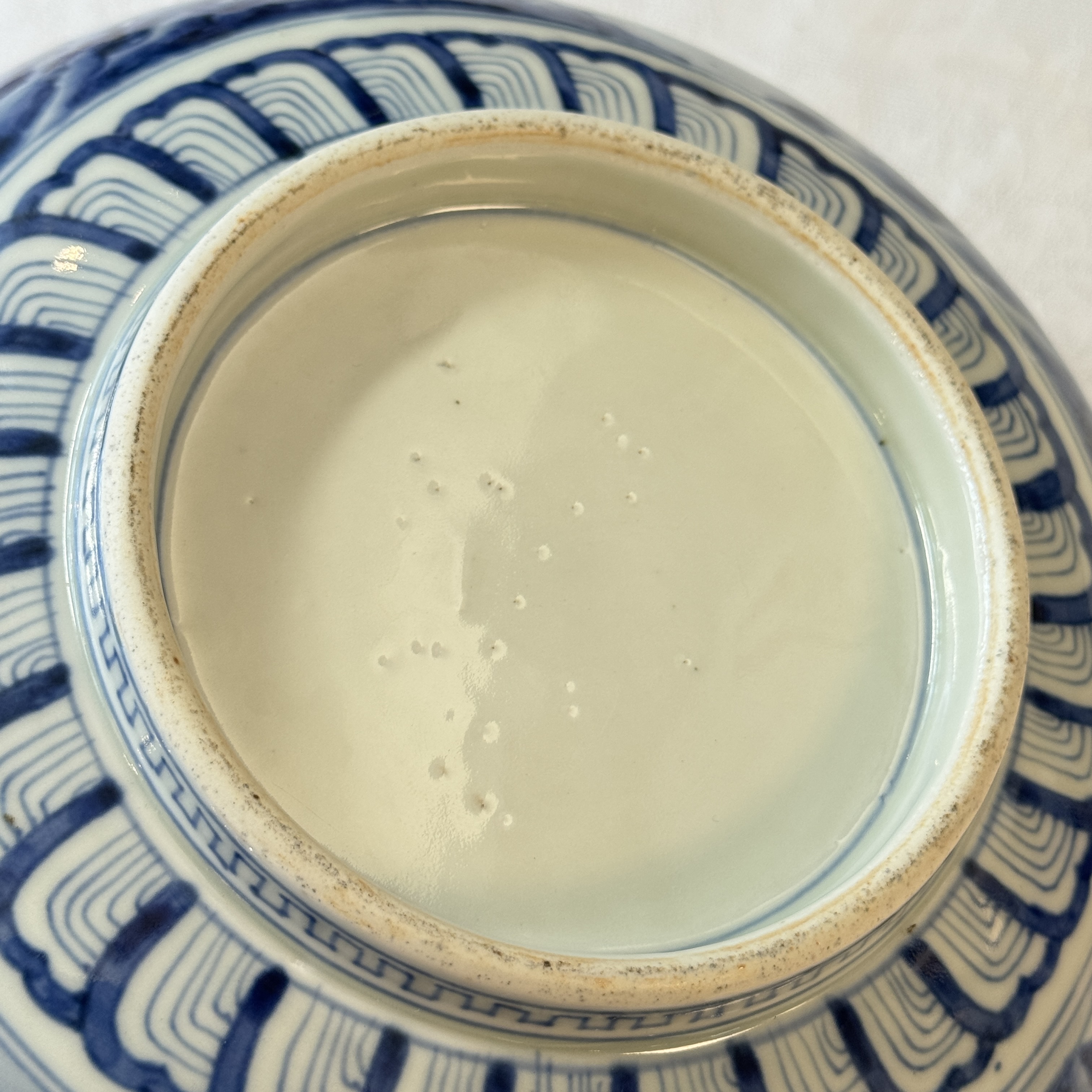 A large Japanese Imari 'Landscape' bowl — foto 16