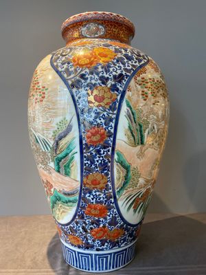 A large Japanese Imari 'shishi lion' vase, Meiji, 19th C. — foto 9