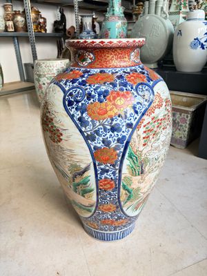 A large Japanese Imari 'Shishi Lions' vase, Kutani Taniguchi 九谷 谷口 mark, Meiji, 19th C. — 照片 6