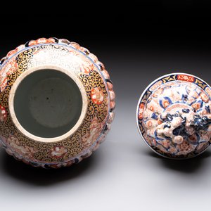 A large Japanese Imari vase and cover, Meiji, 19th C. — foto 5