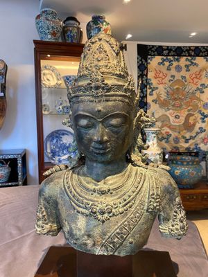 A large Javanese bronze Majapahit bust of the god Shiva, Indonesia, probably 15/16th C. — photo 2