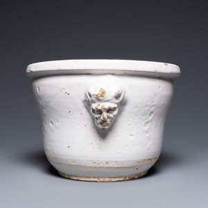 A large monochrome white-glazed French faience fruit bowl, dated August 1770 — photo 3