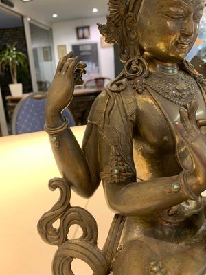 A large Nepalese bronze sculpture of Usnisavijaya, 20th C. — photo 9