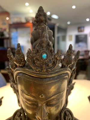 A large Nepalese bronze sculpture of Usnisavijaya, 20th C. — photo 10