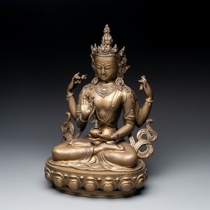 A large Nepalese bronze sculpture of Usnisavijaya, 20th C. — photo 1