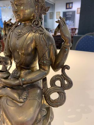 A large Nepalese bronze sculpture of Usnisavijaya, 20th C. — photo 11