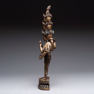 A large Nepalese copper alloy Avalokiteshvara, 19/20th C. — photo 4