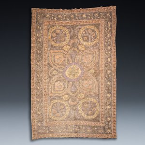 A large Ottoman silvered- and gilt-metal-wired linen cloth, Turkey, 19/20th C. — photo 1