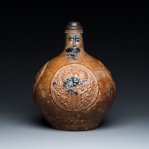 A large pewter-lidded armorial stoneware bellarmine jug with portrait medallions, Frechen, Germany, dated 1603 and 1605 — 照片 3