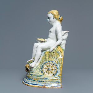 A large polychrome Brussels faience 'Amphitrite' fountain, 18th C. — 照片 5