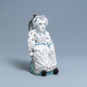 A large polychrome Brussels faience 'Jacqueline' ewer and cover, 18th C. — photo 1