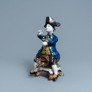 A large polychrome Dutch Delft 'Bobbejak' table fountain, 18th C. — 照片 1