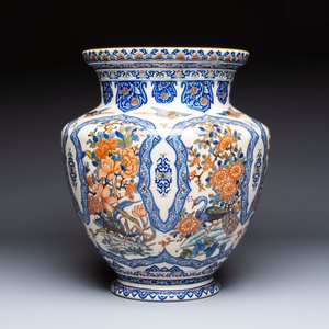 A large polychrome Gien faience 'Birds among Flowering Branches' vase, marked, France, 19/20th C. — photo 2