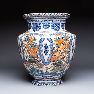 A large polychrome Gien faience 'Birds among Flowering Branches' vase, marked, France, 19/20th C. — photo 4