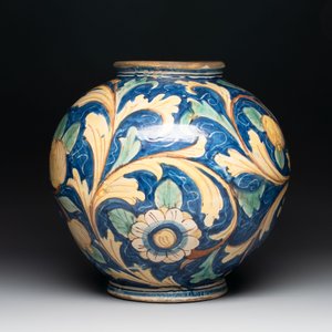 A large polychrome Italian maiolica jar, Caltagirone, 19th C. — photo 2