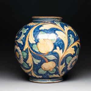 A large polychrome Italian maiolica jar, Caltagirone, 19th C. — photo 4