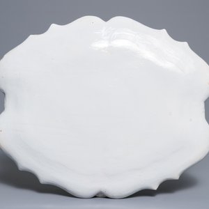 A large polychrome oval Italian faience platter, Ferniani workshop, Faenza, late 18th C. — 照片 2