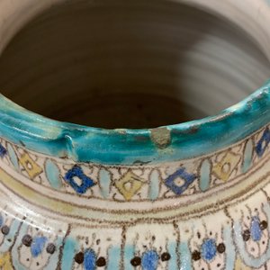 A large polychrome pottery vase, Morocco or Tunesia, ca. 1900 — 照片 9