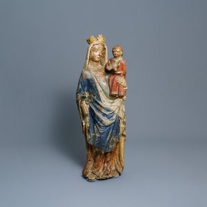 A large polychromed limestone figure of a Madonna with child, Champagne or Lorraine province, France, 2nd half 14th C. — 照片 1