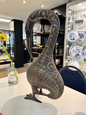 A large Qajar damascened steel bird-form sculpture, Persia, 19th C. — 照片 3