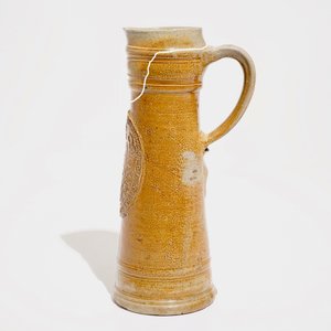A large Raeren stoneware schnelle type mug with the arms of Frederick IV, dated 1604 — 照片 9