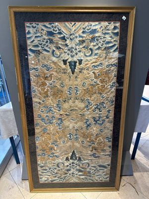 A large rectangular Chinese gold thread-embroidered silk panel decorated with four four-clawed dragons, Qing — photo 1