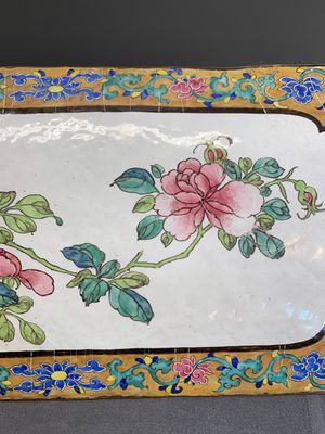 A large rectangular Chinese gold-yellow-ground Canton enamel plaque with fine floral design, Yongzheng — photo 8