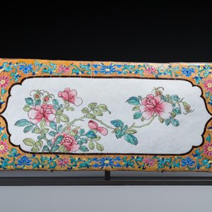 A large rectangular Chinese gold-yellow-ground Canton enamel plaque with fine floral design, Yongzheng — photo 2