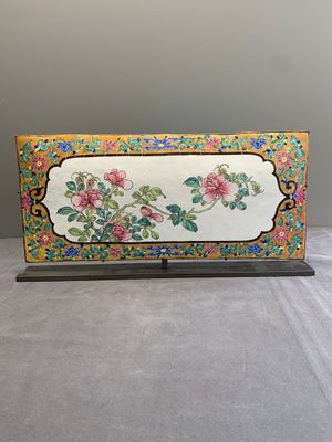 A large rectangular Chinese gold-yellow-ground Canton enamel plaque with fine floral design, Yongzheng — photo 1