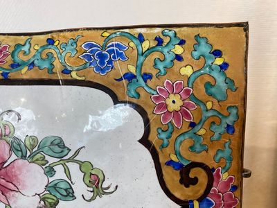 A large rectangular Chinese gold-yellow-ground Canton enamel plaque with fine floral design, Yongzheng — photo 8
