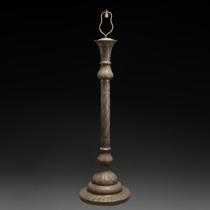 A large reticulated and inscribed brass floor lamp, Qajar, 19th C. — 照片 3