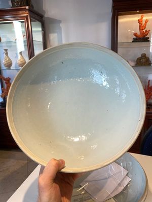 A large round Chinese box and cover with overglaze blue enamel lotus design, Guangxu mark and of the period — photo 10
