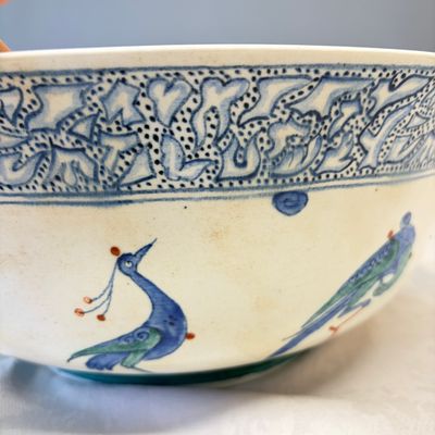 A large Samson Iznik-style bowl with peacocks — photo 9