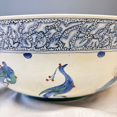 A large Samson Iznik-style bowl with peacocks — photo 10