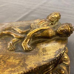 A large Sino-Tibetan coral-inlaid gilt bronze figure of Kapaladhara Hevajra, 18/19th C. — 照片 20