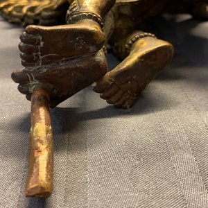 A large Sino-Tibetan coral-inlaid gilt bronze figure of Kapaladhara Hevajra, 18/19th C. — 照片 29