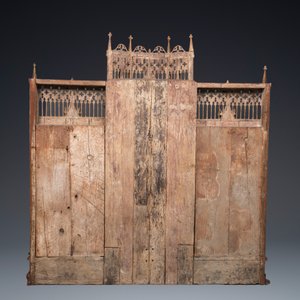 A large Spanish gilt and polychromed wooden tryptich retable with Saint John the Baptist, the Virgin Mary and Saint Roch, 1st half 16th C. — 照片 2