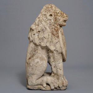 A large stone model of a lion with shield, probably Flemish, 17th C. — 照片 3