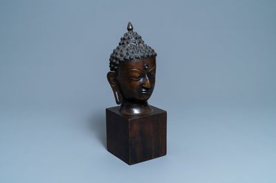 A large Thai bronze Buddha head, 18/19th C.