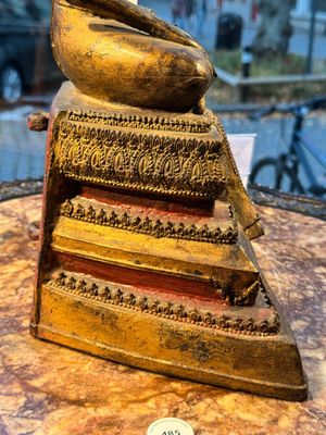 A large Thai gilt-lacquered bronze Buddha, 19th C. — 照片 8