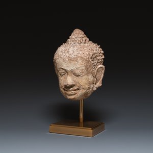 A large Thai stucco head of Buddha, Haripunchai region, 13th C. — photo 1