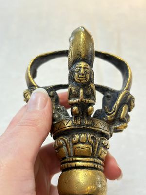 A large Tibetan bronze vajra, 18/19th C. — photo 7